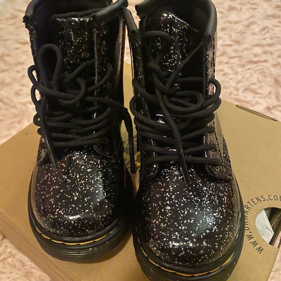 TODDLER 1460 GLITTER LACE UP BOOTS size 7 - Picture 5 of 9